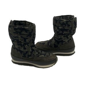 Rubber Duck Green Camouflage Snow Boots Size 11 Toddler